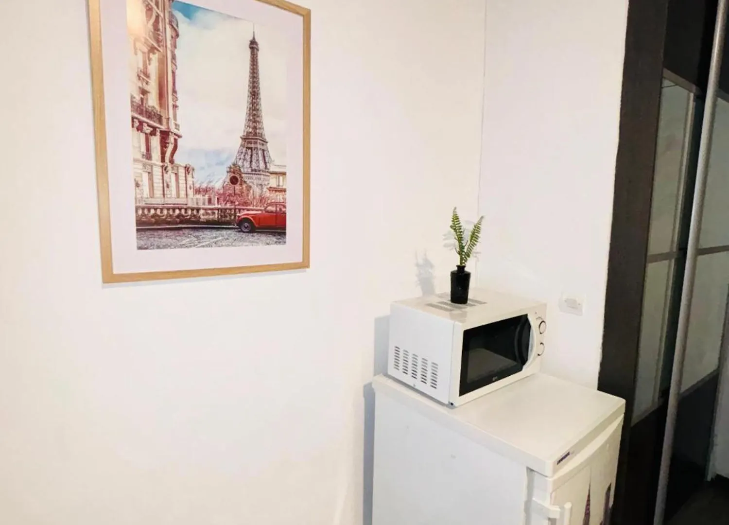 Apartment Best Inn Ponthieu Paris