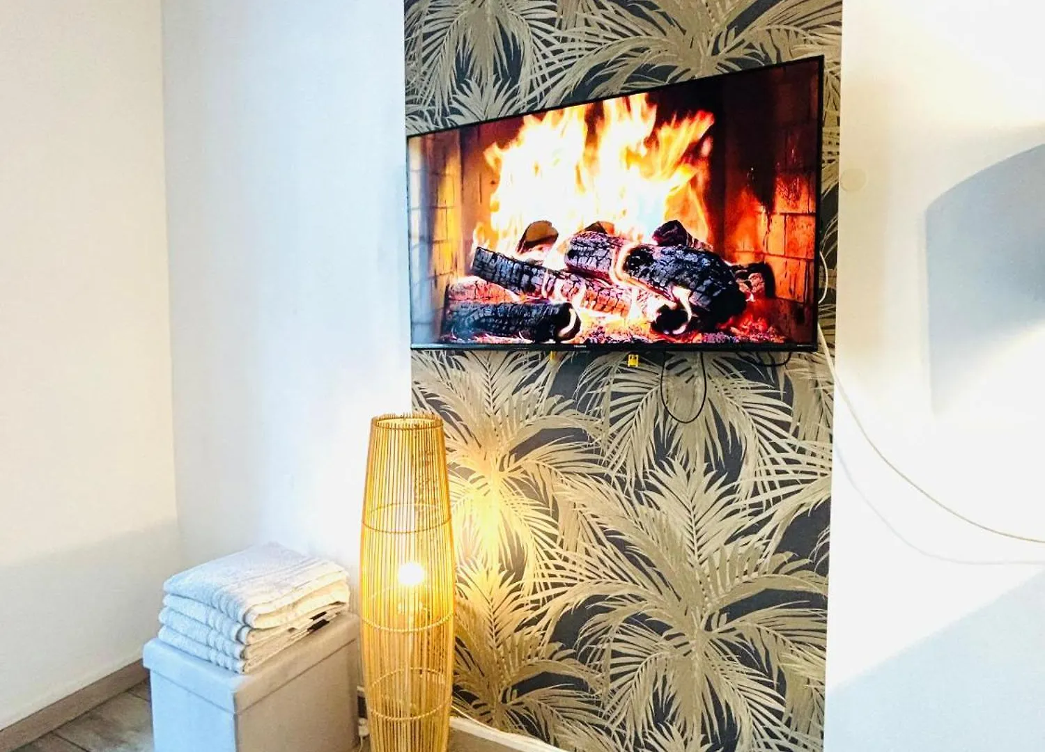 Apartment Best Inn Ponthieu Paris